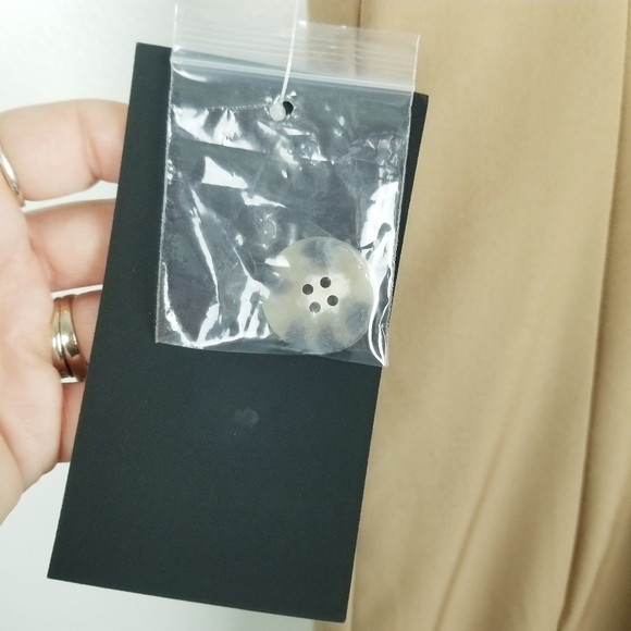 Bagatelle Collection Tan Sleeveless Longline Blazer Vest NWT - Picture 5 of 11